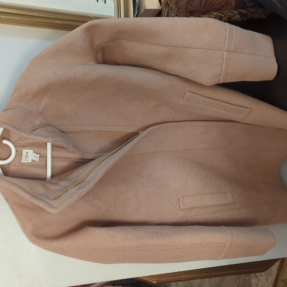 Coat - Picture 1 of 4